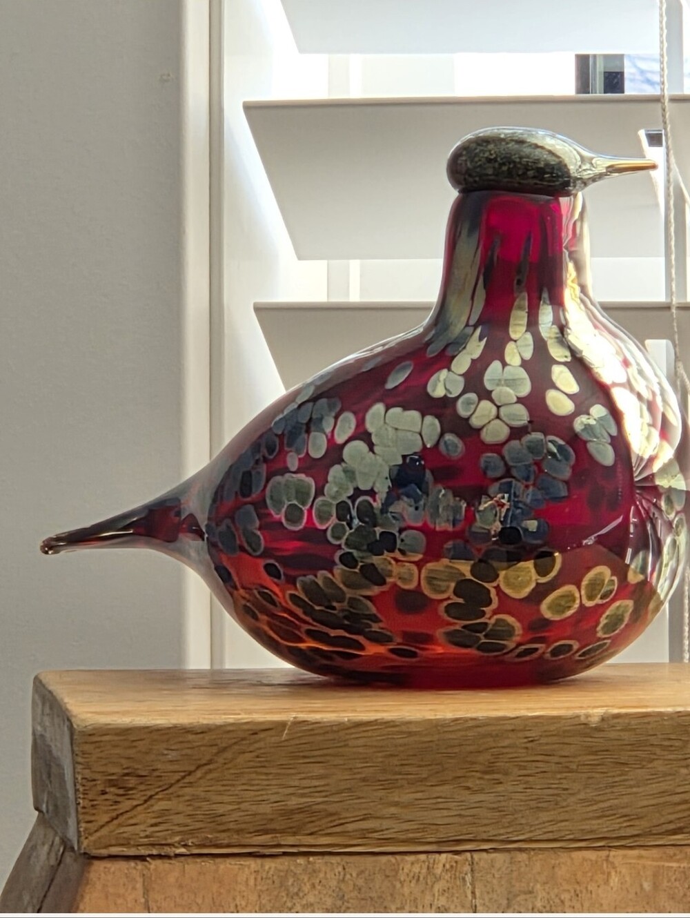 OIVA TOIKKA FINLAND 90'S GLASS MOUTH-BLOWN ART RUBY RED BIRD H 5" X L 9"